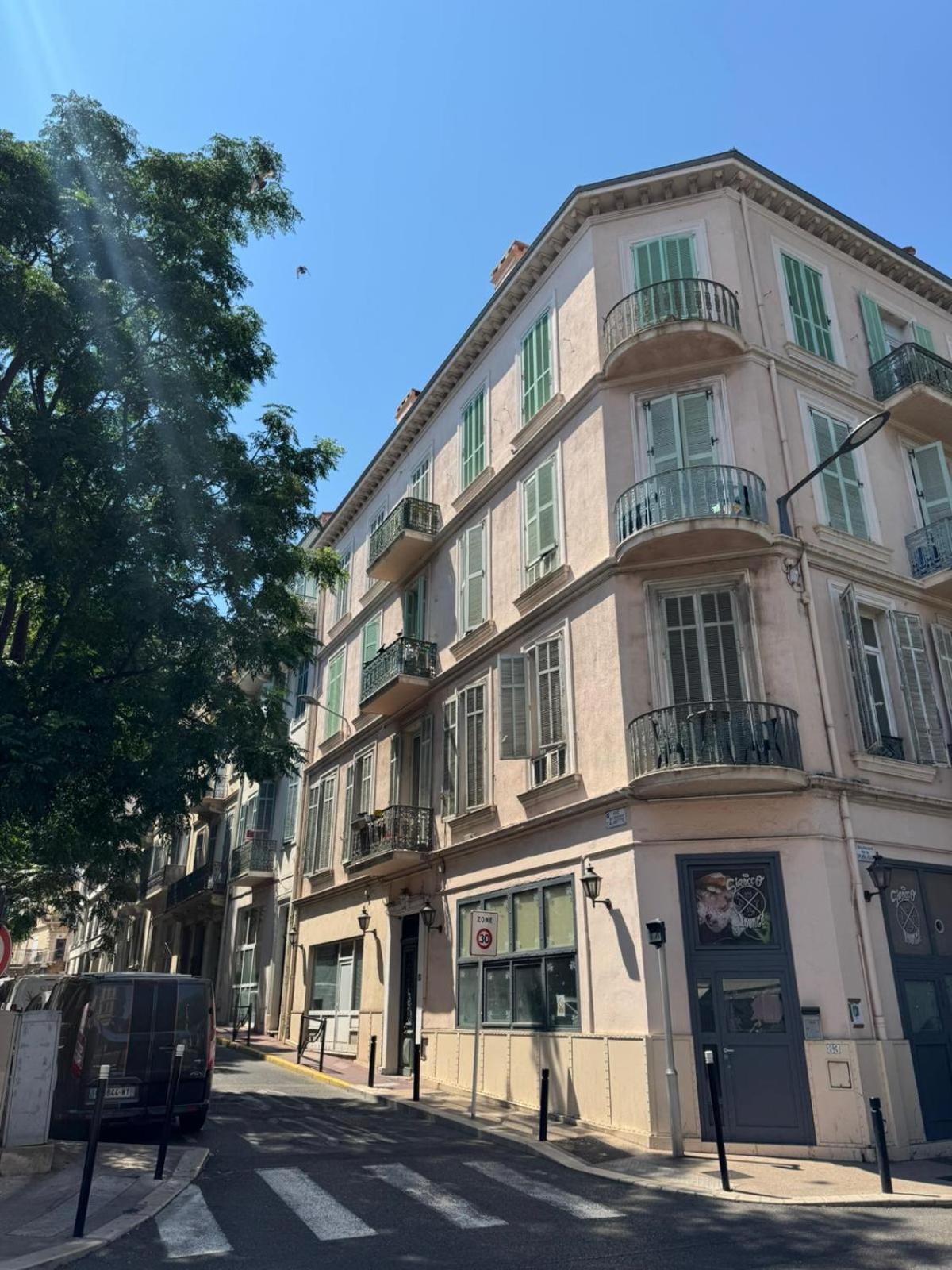 Calmette Cannes